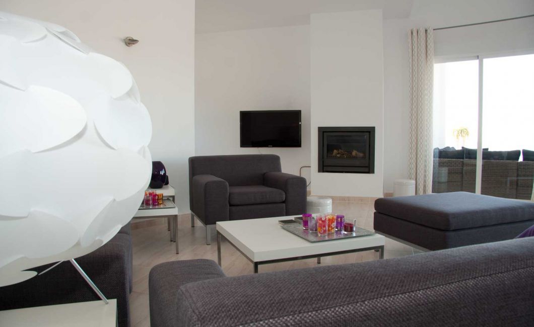 Round living room.
